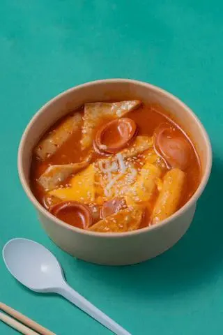Hình ảnh Tokbokki truyền thống cá viên