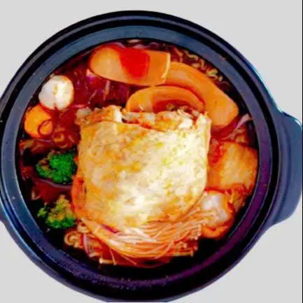 Hình ảnh Mì Cay Má Đùi Gà