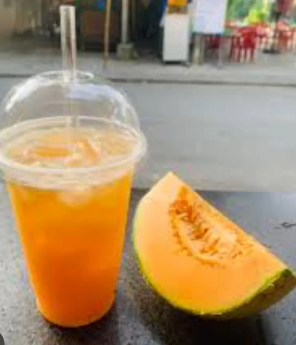 Hình ảnh Nước ép dưa lưới ly 700ml