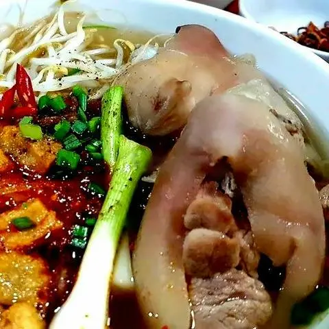 Hình ảnh Mì xương giò heo - bò viên