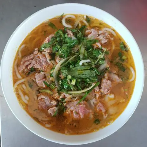Hình ảnh Bún bò tái