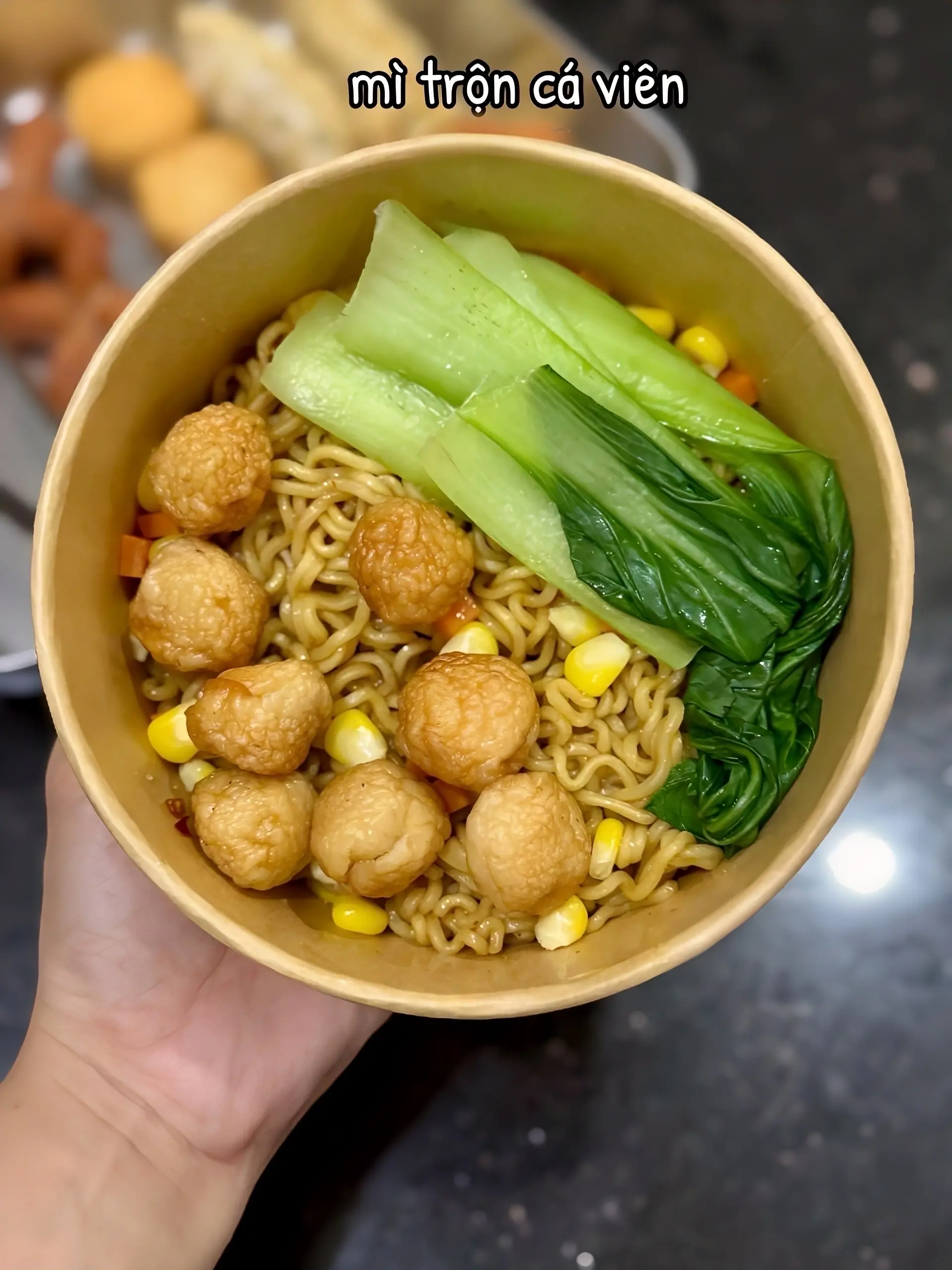 Hình ảnh Mì Trộn Viên Chiên