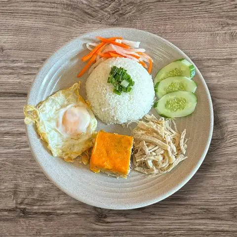Hình ảnh Cơm tấm bì chả ốp la
