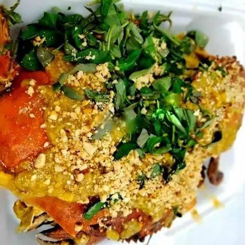 Hình ảnh Cua Thịt Vừa Sốt Trứng Muối - 2 con