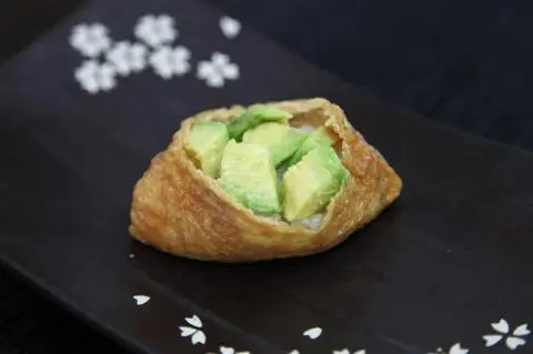Hình ảnh N - inari bơ