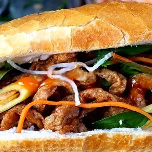 Hình ảnh Bánh mì chả cá đặc biệt 1 - Nhiều cá