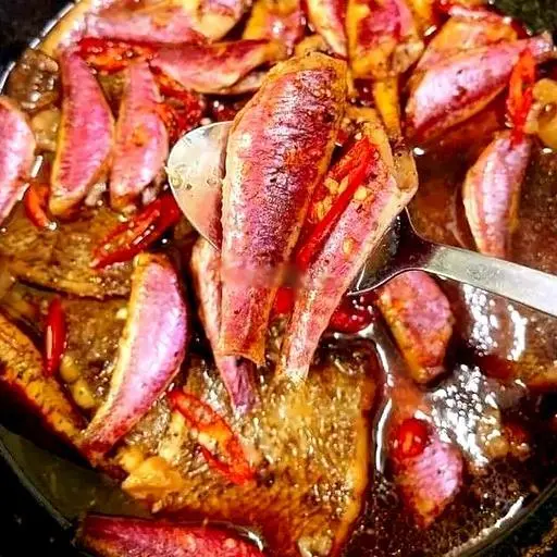Hình ảnh Cơm cá phèn kho tiêu