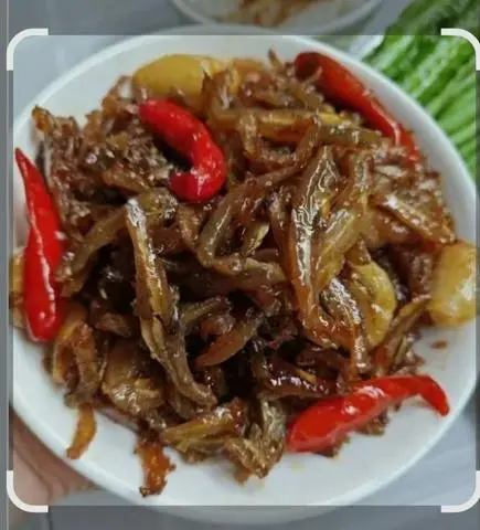 Hình ảnh Cá Cơm kho tiêu( cay ,cay)