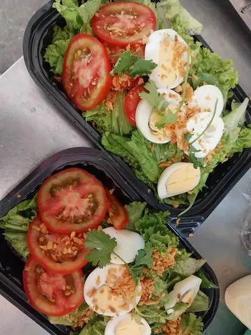 Hình ảnh salad trộn trứng 