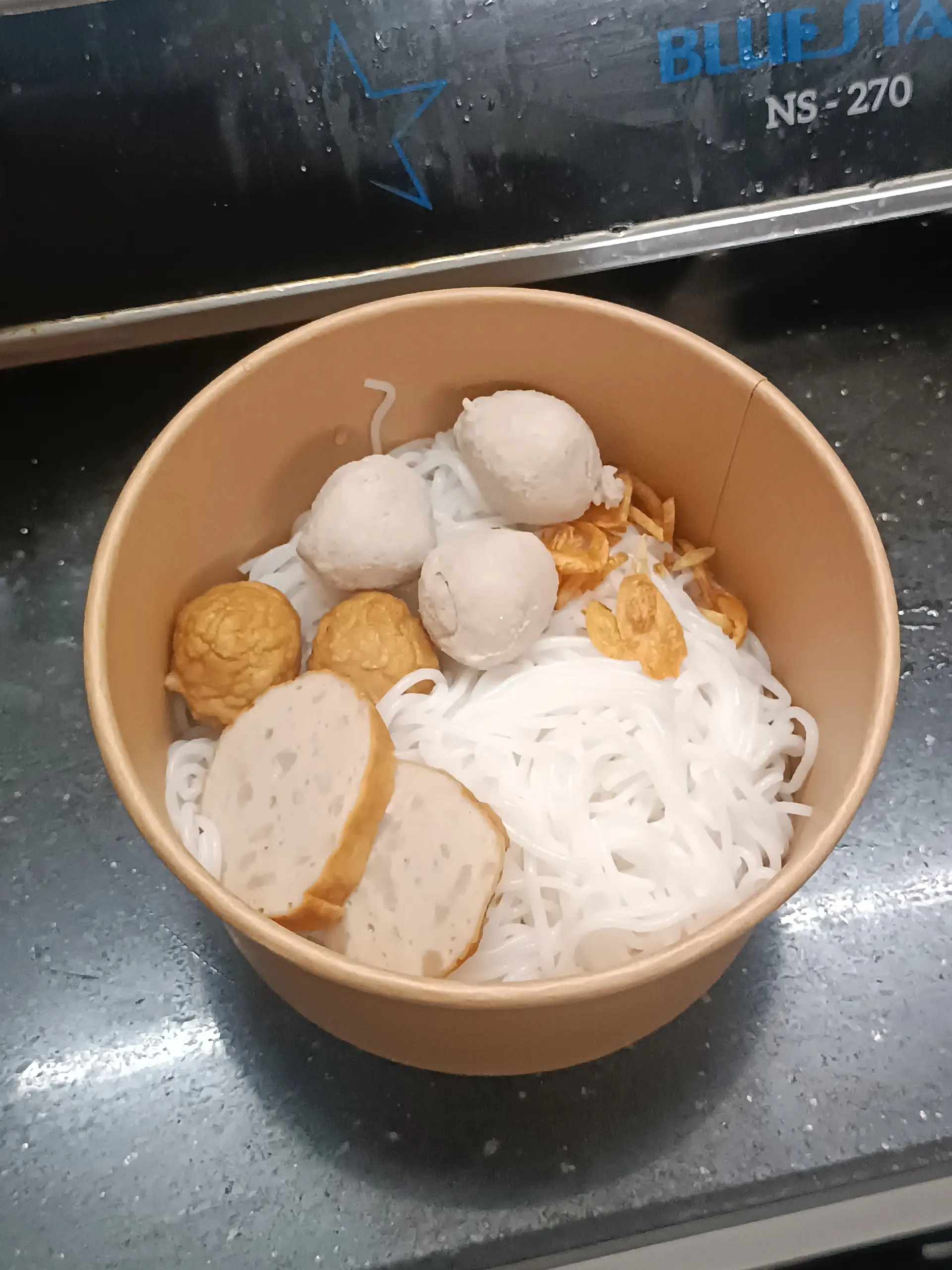 Hình ảnh Bún Mọc Xương thịt /Giò (Suất vừa)