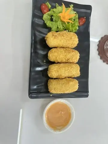 Hình ảnh chả giò trái cây