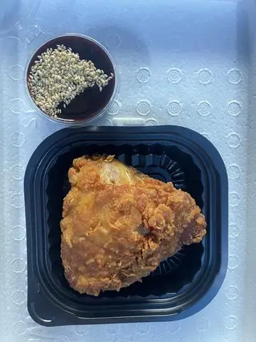 Hình ảnh Má đùi gà sốt cay HQ