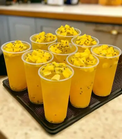 Hình ảnh Trà Xoài Chanh Leo 700ml
