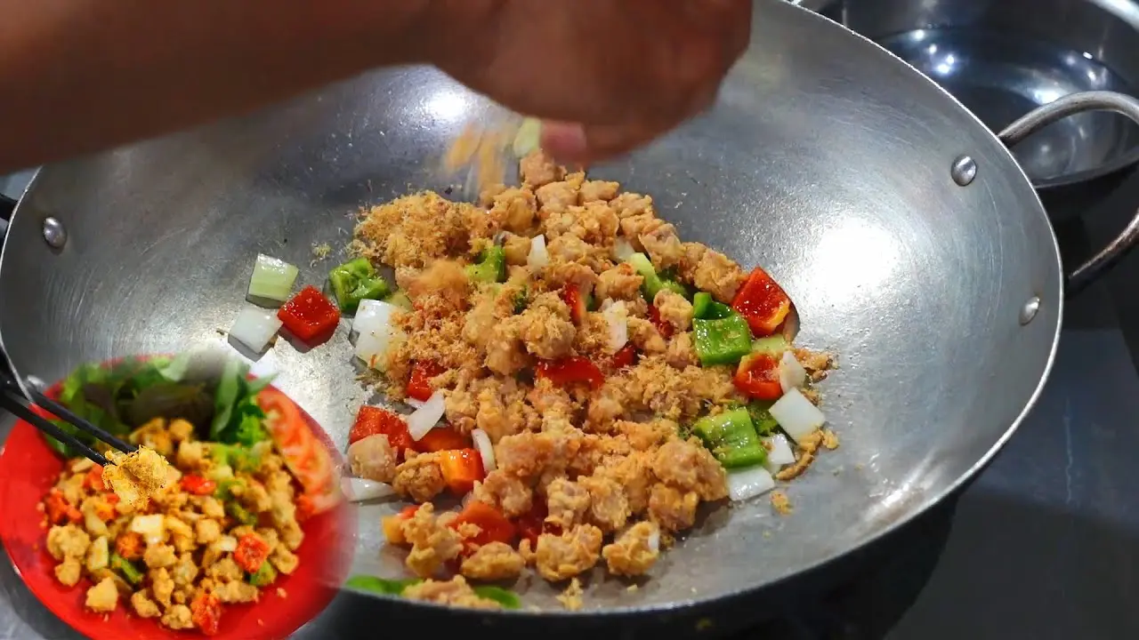 Hình ảnh SỤN GÀ CHIÊN MẮM (CHIÊN BƠ, RANG MUỐI)