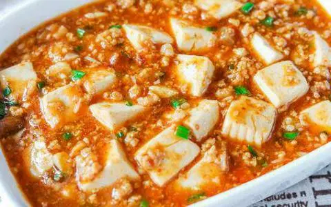 Hình ảnh Cơm chiên Đậu hủ thịt bằm sốt cà