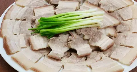 Hình ảnh Thêm THỊT BA RỌI HẦM MỀM