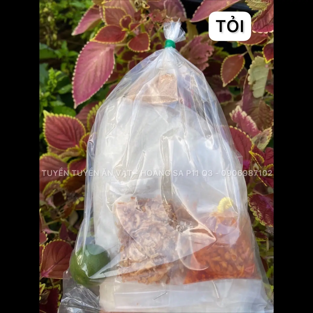 Hình ảnh (ÍT CAY) Bánh tráng phơi sương dẻo dai muối nhuyễn tỏi hành phi tắc
