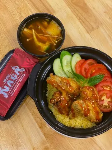 Hình ảnh Thố cơm gà 2 cánh ( chén soup )
