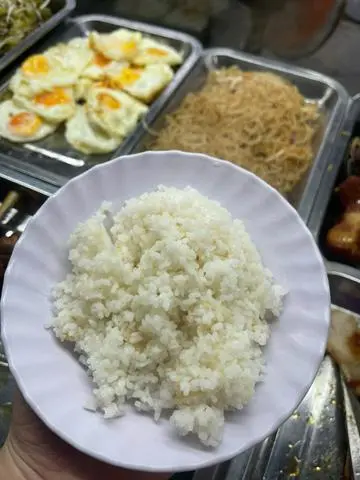 Hình ảnh Cơm thêm 