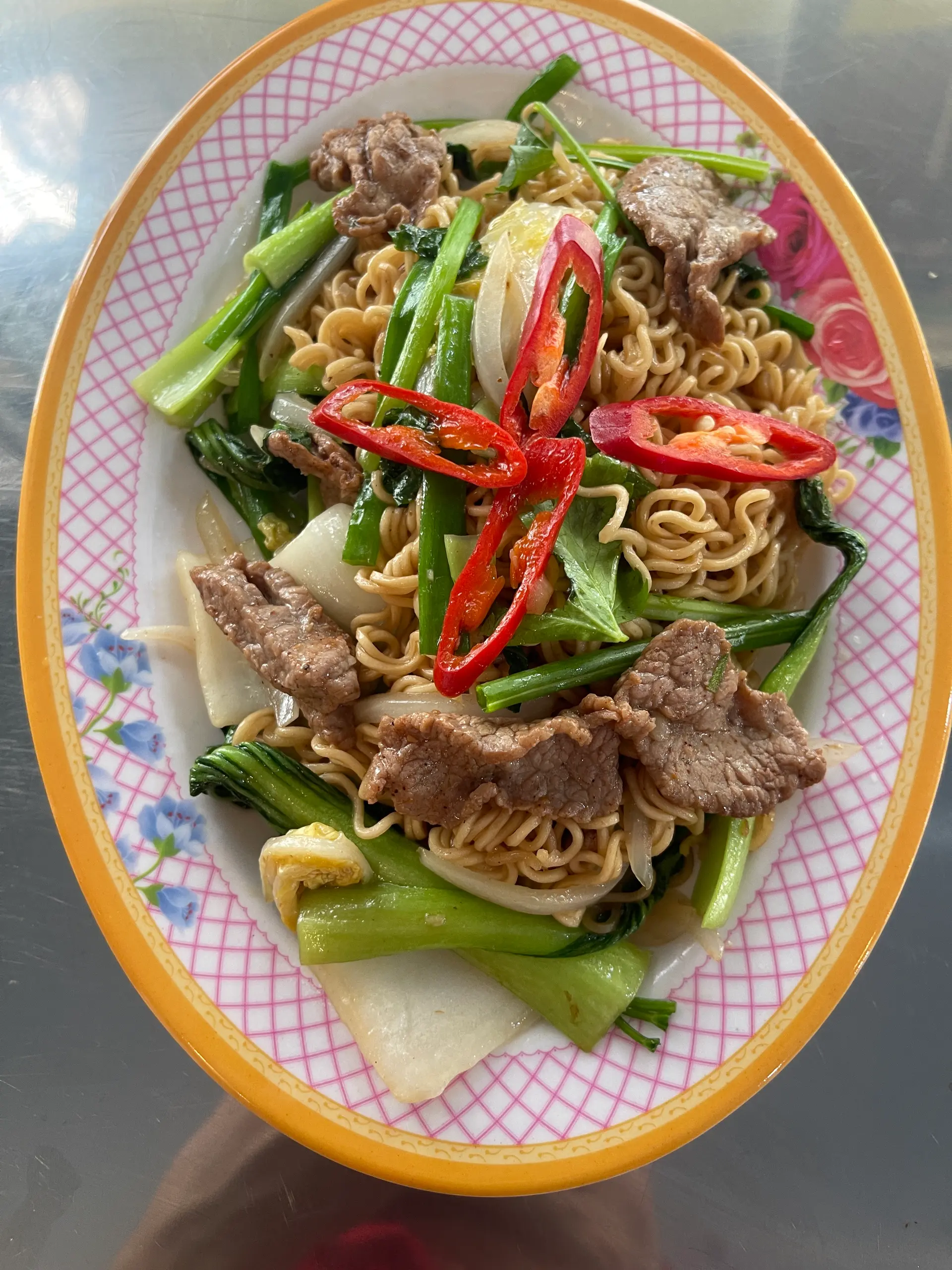 Hình ảnh mì xào bò 