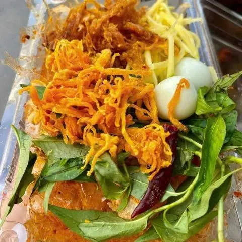Hình ảnh Bánh tráng trộn truyền thống