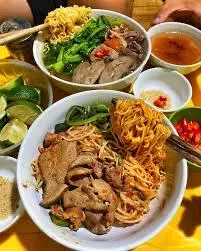 Hình ảnh mì fulltopping trộn