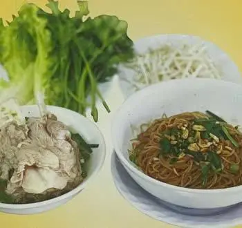 Hình ảnh Hủ tiếu khô xương