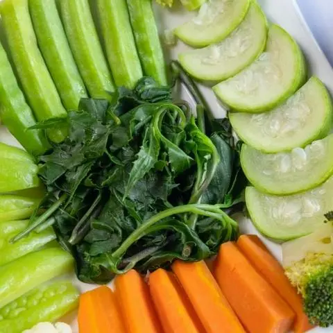 Hình ảnh Rau luộc nước tương kho quẹt 