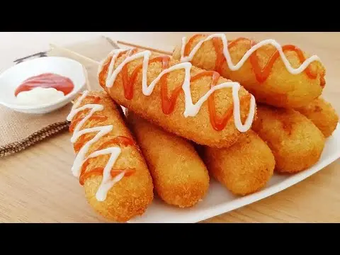Hình ảnh Xúc Xích HotDog Phô Mai - 1 Cây