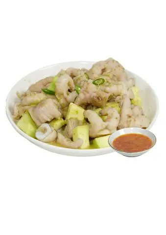 Hình ảnh Chân gà rút xương xóc muối ớt xanh (size Lớn)