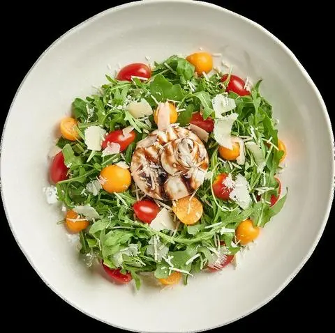 Hình ảnh Golden Berry Burrata Salad