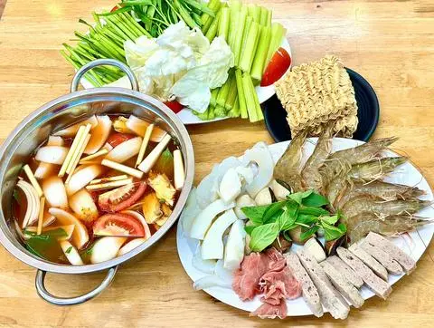 Hình ảnh Lẩu Hải Sản Riêu Cua lớn