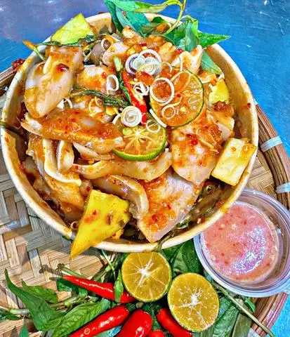 Hình ảnh Tai heo giòn giòn sốt Thái -nhỏ 