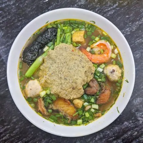 Hình ảnh Bún cá cay đặc biệt