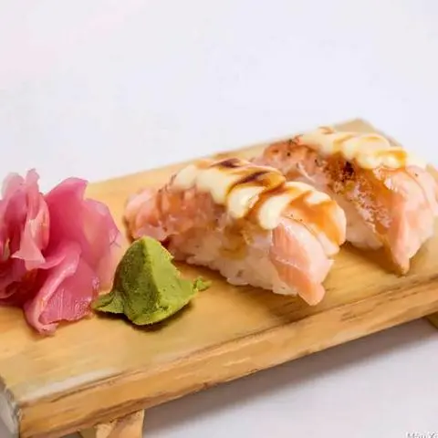 Hình ảnh Nigiri aburi harumi