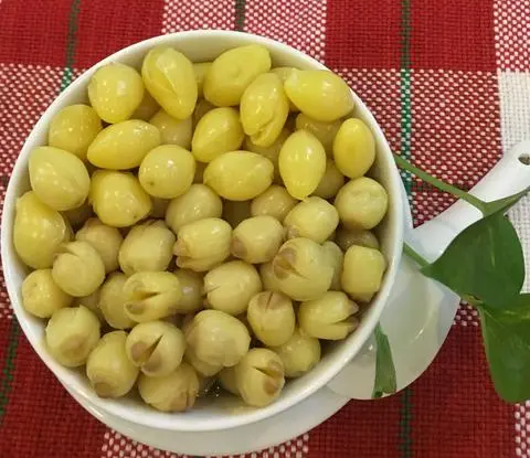 Hình ảnh Chè hạt sen bạch quả