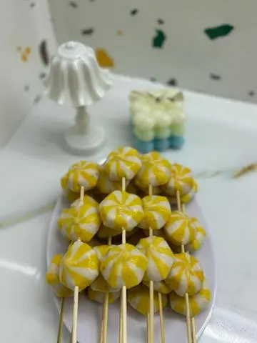 Hình ảnh Bánh bao trứng nhím 