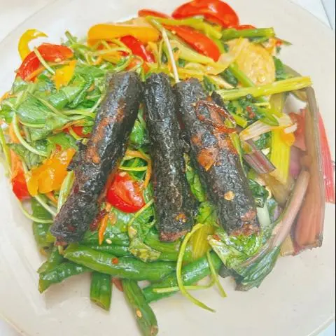 Hình ảnh Cơm Rau+ Cá Kèo