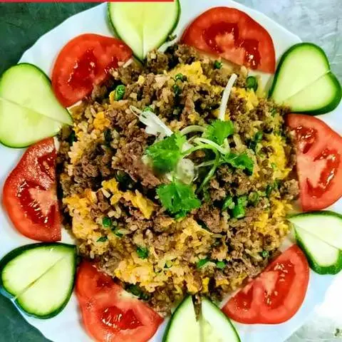 Hình ảnh Cơm chiên bò bằm