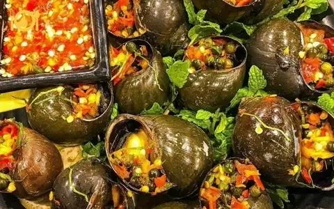 Hình ảnh Ốc bu nướng sa tế 