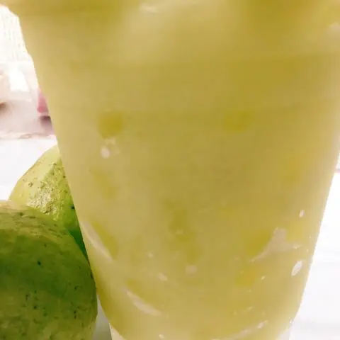 Hình ảnh Nước ép cóc non lý vừa