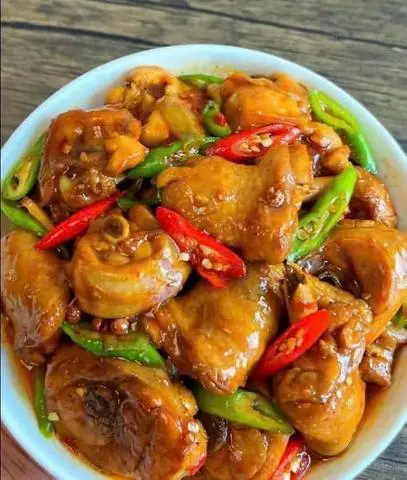 Hình ảnh Cơm gà sốt me