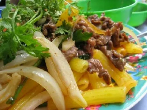 Hình ảnh Nui Xào Thêm
