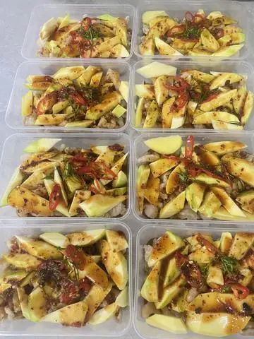 Hình ảnh Chân gà sốt Thái