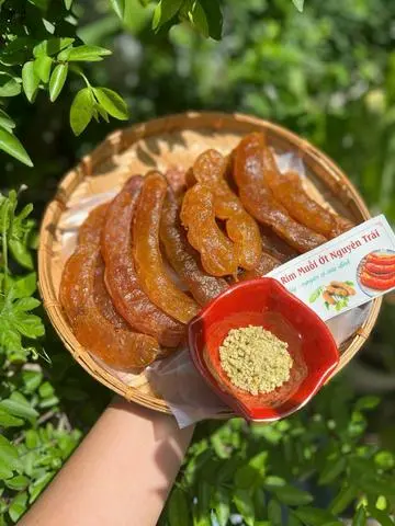 Hình ảnh Me Rim Muối Ớt 500g