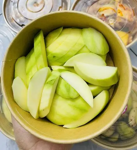 Hình ảnh Xoài chua gọt sẵn