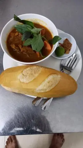 Hình ảnh Bò kho,bánh mì