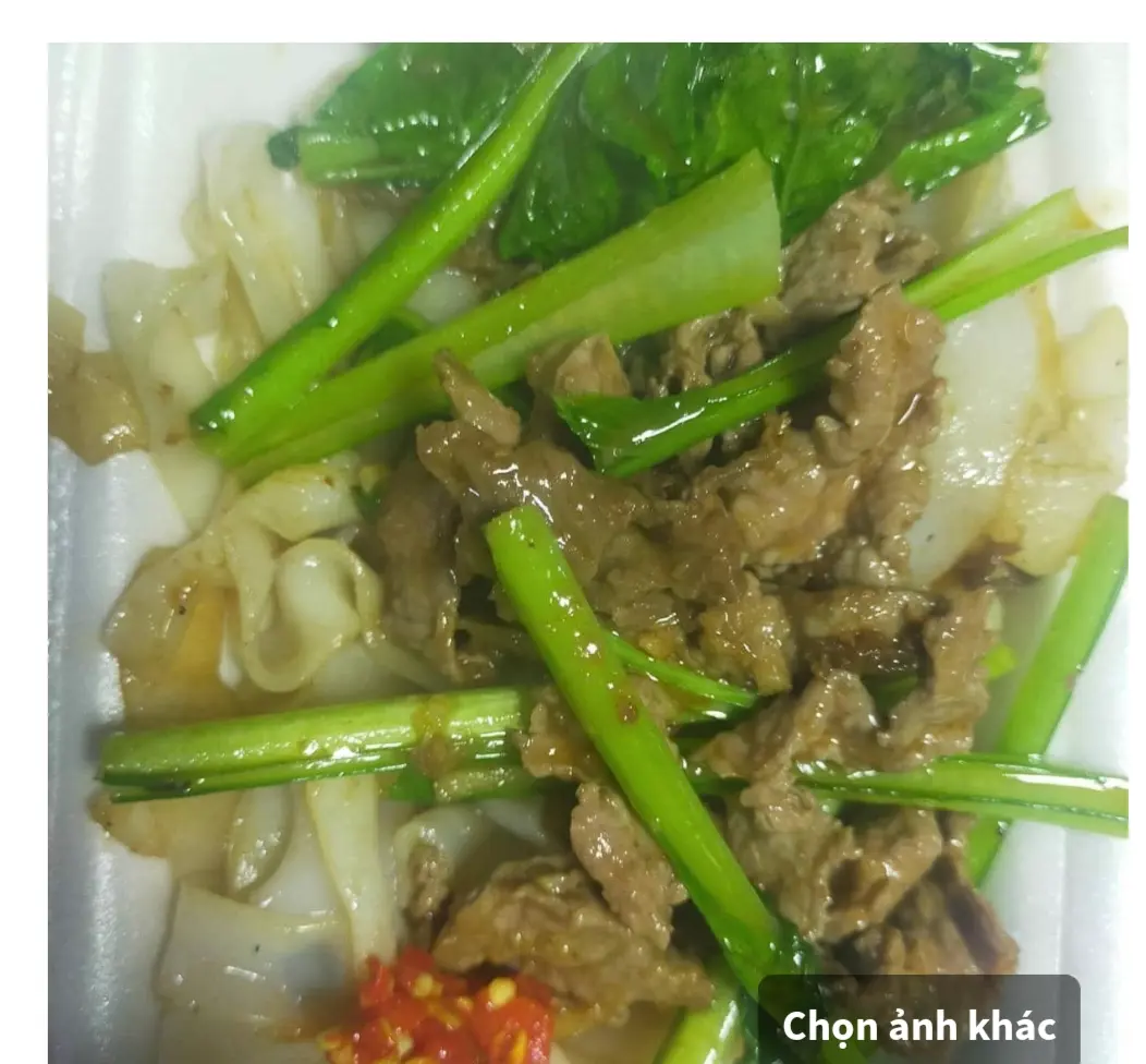 Hình ảnh hủ tiếu xào bò trứng 