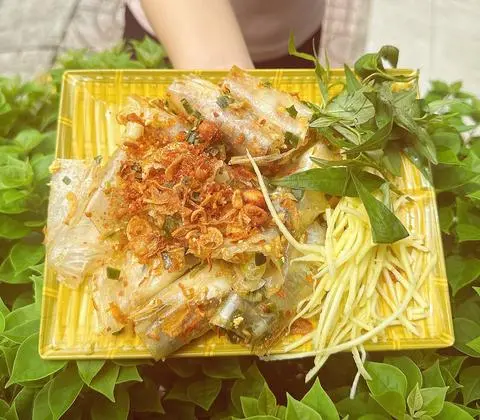 Hình ảnh Bánh Tráng Cuốn Mỡ Hành