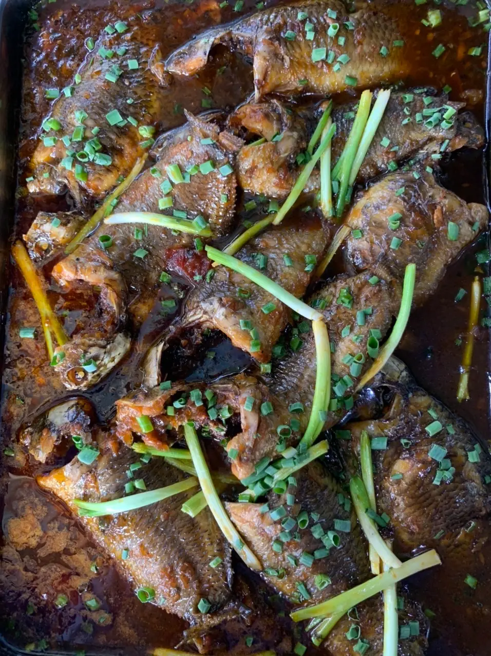Hình ảnh CƠM CÁ RÔ KHO TIÊU 
